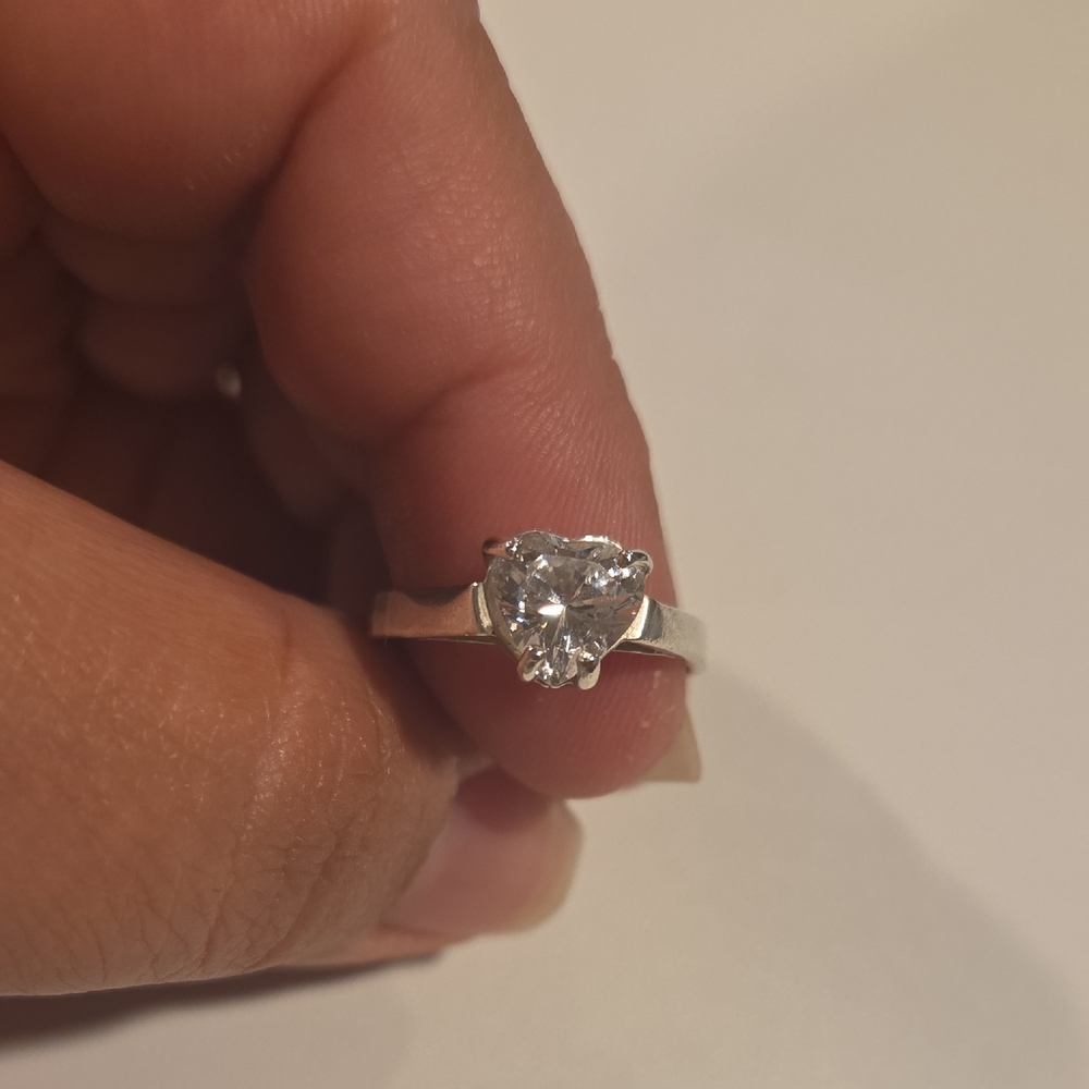 Elegant Sterling Silver Heart-Shaped Ring